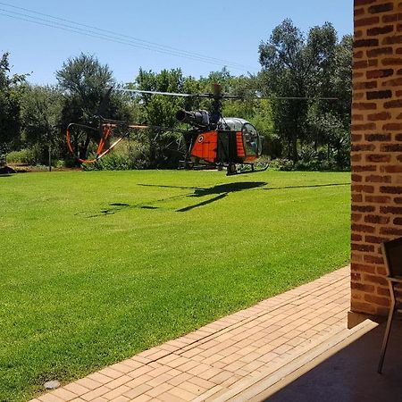 Esther'S Country Lodge Hekpoort Exterior foto